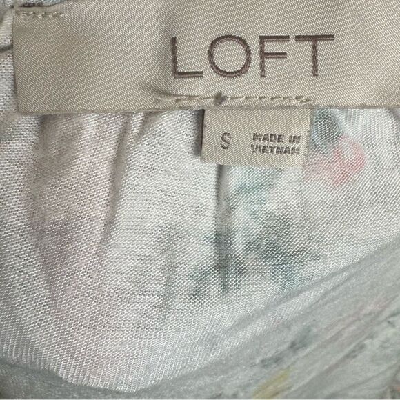 Loft white yellow and pink floral print split neck mixed media top size small - Picture 4 of 5